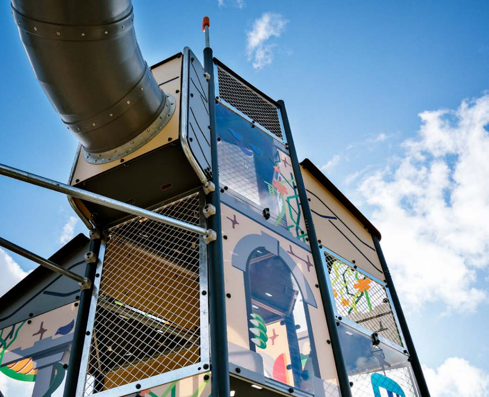 甘肃主题乐园定制：游乐设备安装时要细心